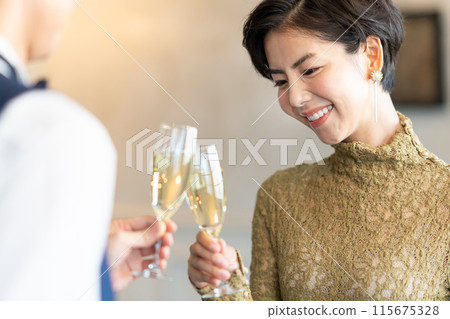 A toast toast A toast toast 115675328