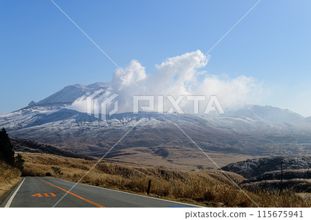 Mt. Aso which raises the plume Mt. Aso which raises the plume 115675941