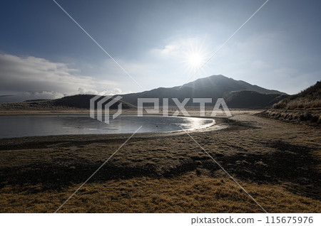 Scenery of Aso Kusasenrigahama 115675976