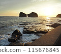 Sunset over the ocean in Wakayama 115676845
