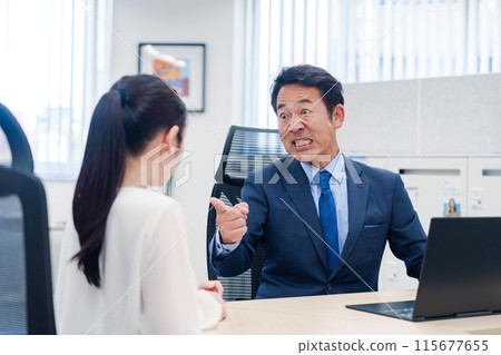 員工受到上級權力騷擾 115677655