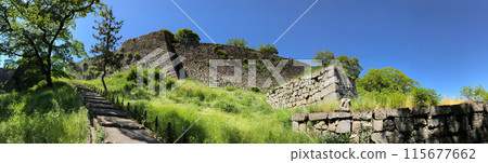 Marugame Castle: Sannomaru stone wall from the rear Marugame Castle: Sannomaru stone wall from the rear 115677662