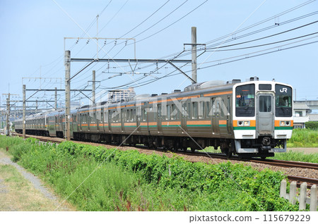 Takasaki Line Kumagaya-Gyoda JR East 211 series C17 train (Takasaki) 115679229