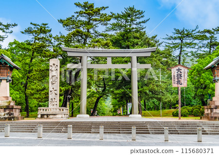 Izumo Taisha Shrine's torii gate Izumo Taisha Shrine's torii gate 115680371