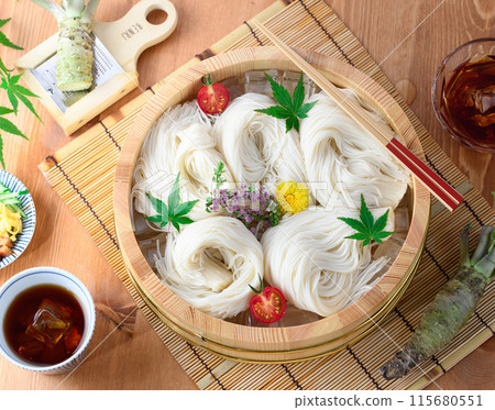 Summer image of somen noodles served in a somen tub (aerial view) 115680551