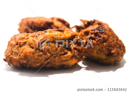 A picture of pakora with selective focus A picture of pakora with selective focus 115683642