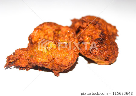 A picture of pakora with selective focus A picture of pakora with selective focus 115683648