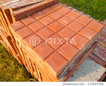 A picture of tiles with selective focus 115683706