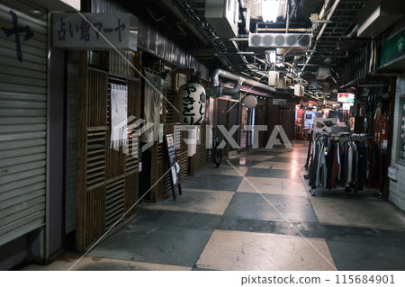 asakusa underground shopping mall 115684901