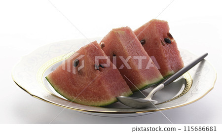 Watermelon (small watermelon) cut image white background Watermelon (small watermelon) cut image white background 115686681