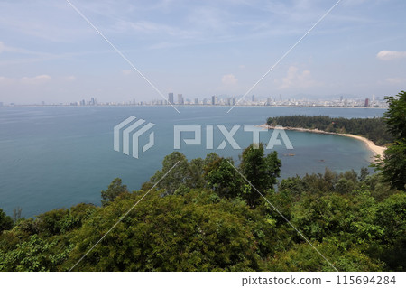 View of seascape in danang at vietnam View of seascape in danang at vietnam 115694284