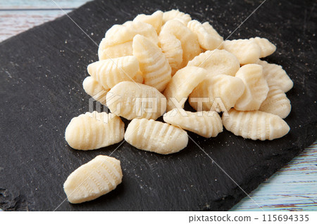 Gnocchi 115694335