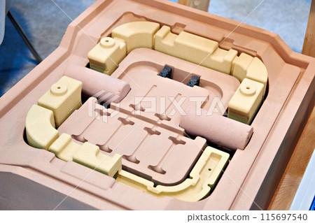 Molds for casting engine parts 115697540