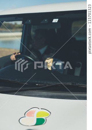 Elderly drivers 115701323