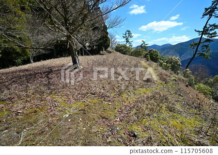 Ikuno Castle in Tajima Province: enclosures and stone walls Ikuno Castle in Tajima Province: enclosures and stone walls 115705608