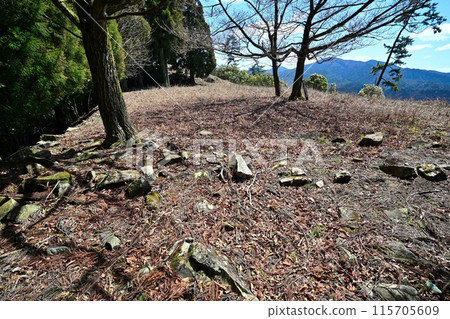 Ikuno Castle in Tajima Province: enclosures and stone walls Ikuno Castle in Tajima Province: enclosures and stone walls 115705609