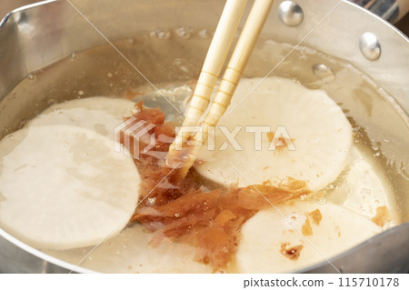 梅流，燉蘿蔔，加入醃李子 115710178