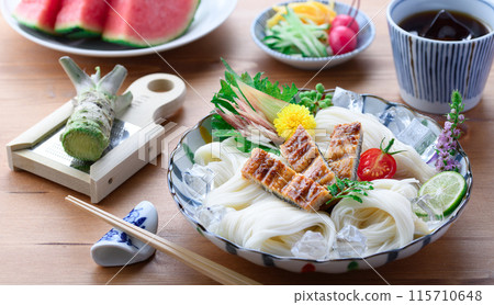 夏天的味道，充滿體力的鰻魚素麵 115710648