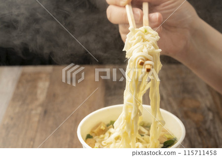 Cup noodles Kitsune udon Chopsticks up Cup noodles Kitsune udon Chopsticks up 115711458