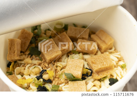 杯麵狐烏龍麵 杯麵狐烏龍麵 115711676