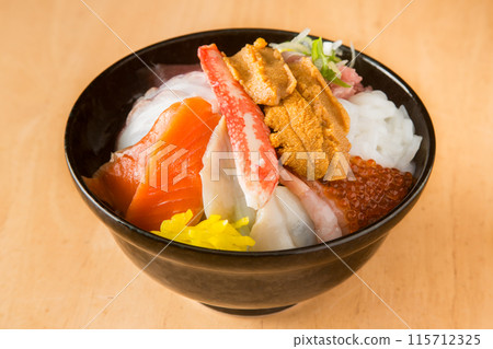 Delicious seafood rice bowl Delicious seafood rice bowl 115712325