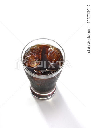 涼爽的冰咖啡 115713042