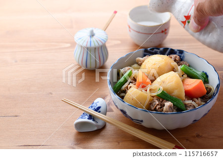 日本料理肉夾饃 日本料理肉夾饃 115716657