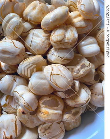 Freshly peeled toddy palm in trays at the supermarket Freshly peeled toddy palm in trays at the supermarket 115720676