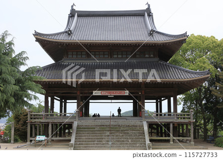 防府天滿宮院內西側的春風樓(六角式神社) 防府天滿宮院內西側的春風樓(六角式神社) 115727733
