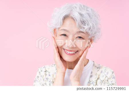 Beauty of senior women Beauty of senior women 115729991
