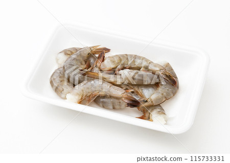 白色背景上的南美白對蝦 115733331