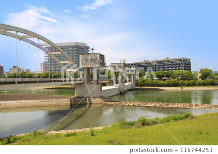 A new dam on the Asahikawa River, a first-class river that flows next to the Okayama Prefectural Office A new dam on the Asahikawa River, a first-class river that flows next to the Okayama Prefectural Office 115744251