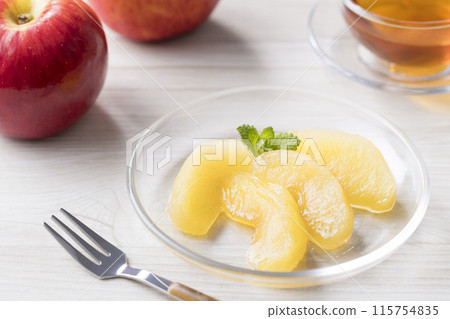 Apple compote 115754835