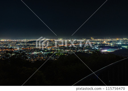 從湯山片江展望台看到的福岡市夜景 115756470