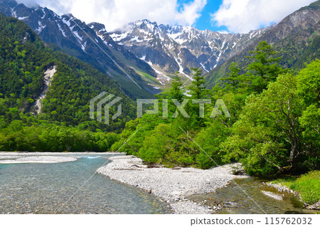 Spring Kamikochi Azusa River Hotaka Mountain Range 115762032