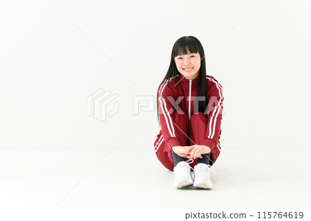 高中女生球衣坐 115764619