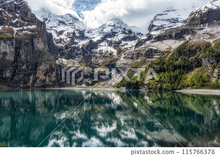 Oeschinensee Lake Reflections 115766378