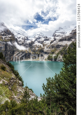 Oeschinensee Lake View 115766414