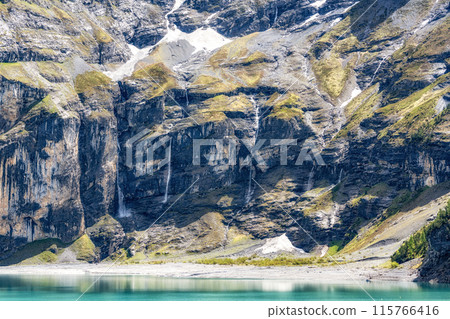 Oeschinensee Lake View 115766416