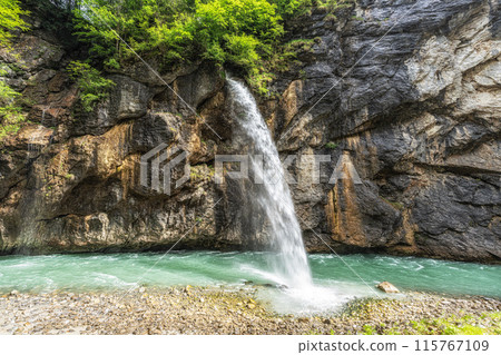 Aare Gorge small waterfall Aare Gorge small waterfall 115767109