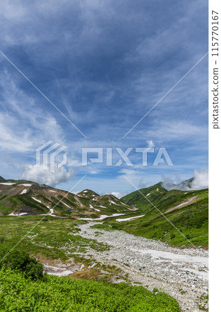 從富山縣立山町通往正嶽山的山路眺望 115770167
