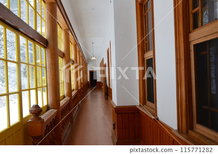 Hallway (Interior of the former Hakodate Ward Public Hall / 11-13 Motomachi, Hakodate City, Hokkaido) Hallway (Interior of the former Hakodate Ward Public Hall / 11-13 Motomachi, Hakodate City, Hokkaido) 115771282