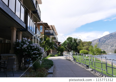 奧索尤斯，加拿大奧肯那根湖畔的一個小鎮 115771312