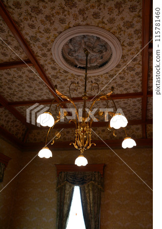 宏偉的明治西式建築「舊函館區公會堂」的內部景觀 宏偉的明治西式建築「舊函館區公會堂」的內部景觀 115781460