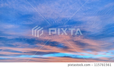 天空雲朵背景素材 115781561