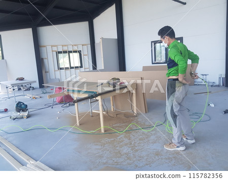 installation of a new apartment 115782356