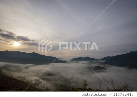 常之峰的雲海 115782413