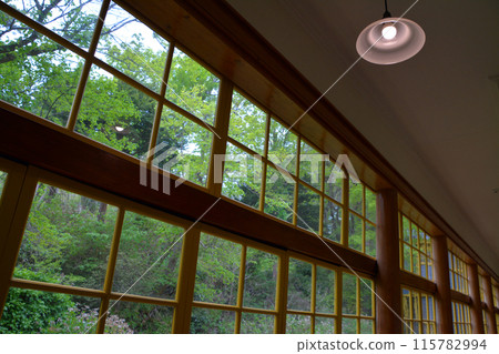 宏偉的明治西式建築「舊函館區公會堂」的內部景觀 115782994