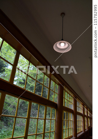 宏偉的明治西式建築「舊函館區公會堂」的內部景觀 115782995