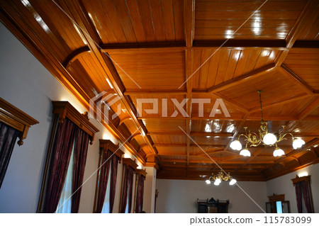 宏偉的明治西式建築「舊函館區公會堂」的內部景觀 宏偉的明治西式建築「舊函館區公會堂」的內部景觀 115783099